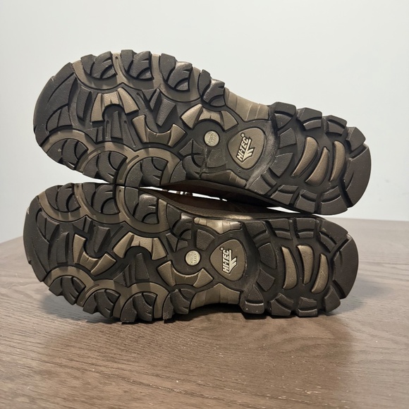 Hi-Tec Mens Altitude II Waterproof Hiking Mid Top Brown Boots Size 11 - Picture 6 of 9